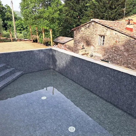 Borgo Sulla Visona 7 Piscina Lucca Toscana Capannori