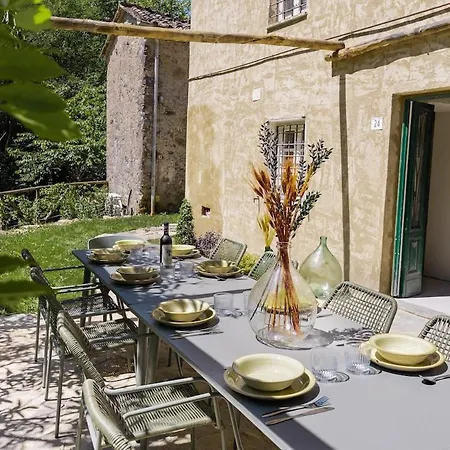 Borgo Sulla Visona 7 Piscina Lucca Toscana Casa vacanze *