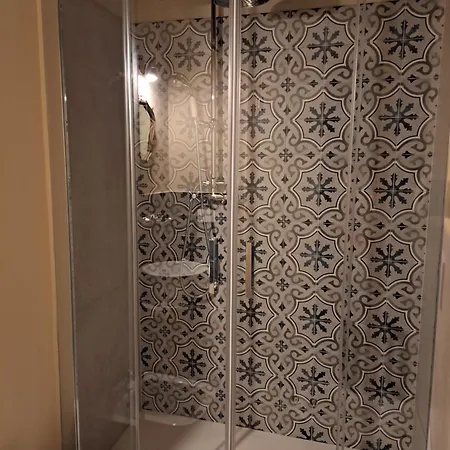Casa vacanze Borgo Sulla Visona 7 Piscina Lucca Toscana *